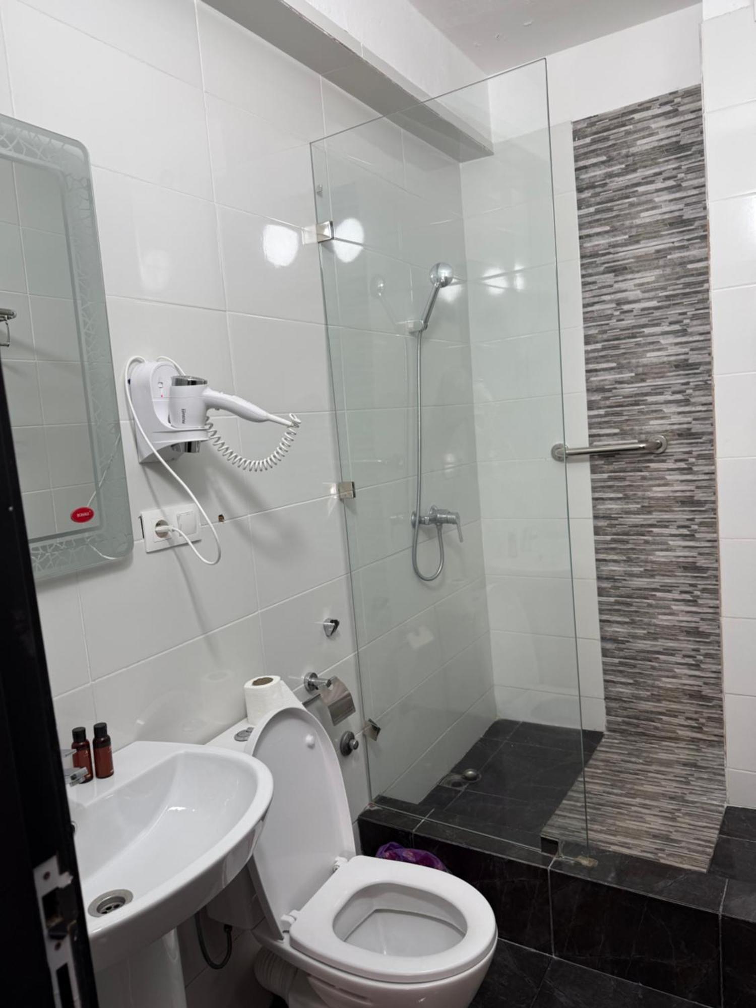 Appartamento Crystal Boulevard Tangeri Esterno foto